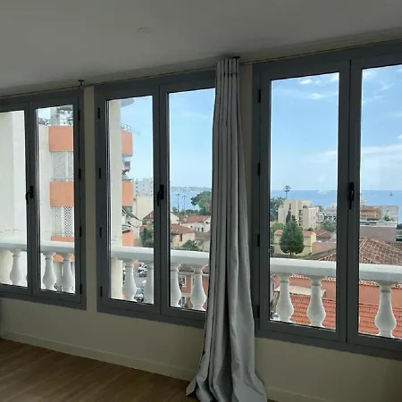 Urban Riviera - Executive Penzion Juan-les-Pins